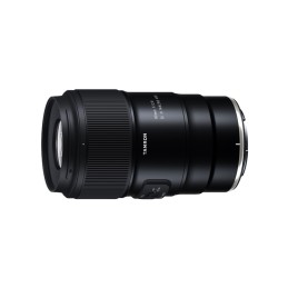 Tamron 90 mm F2,8 Di III...