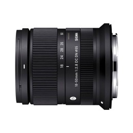 Sigma 18-50 F2,8 (C) DC DN...
