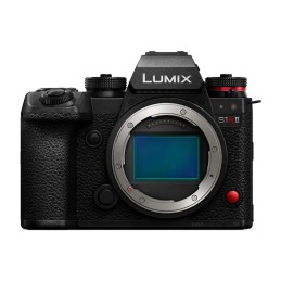 Panasonic Lumix S1R II