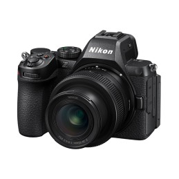 Nikon Z5 II + Z 24-50...