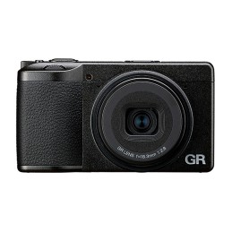 Ricoh GR IV