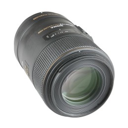 Sigma 105 mm F2,8 EX DG OS...
