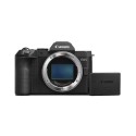 Canon Eos R8 Mark II + seconda batteria LP-E17